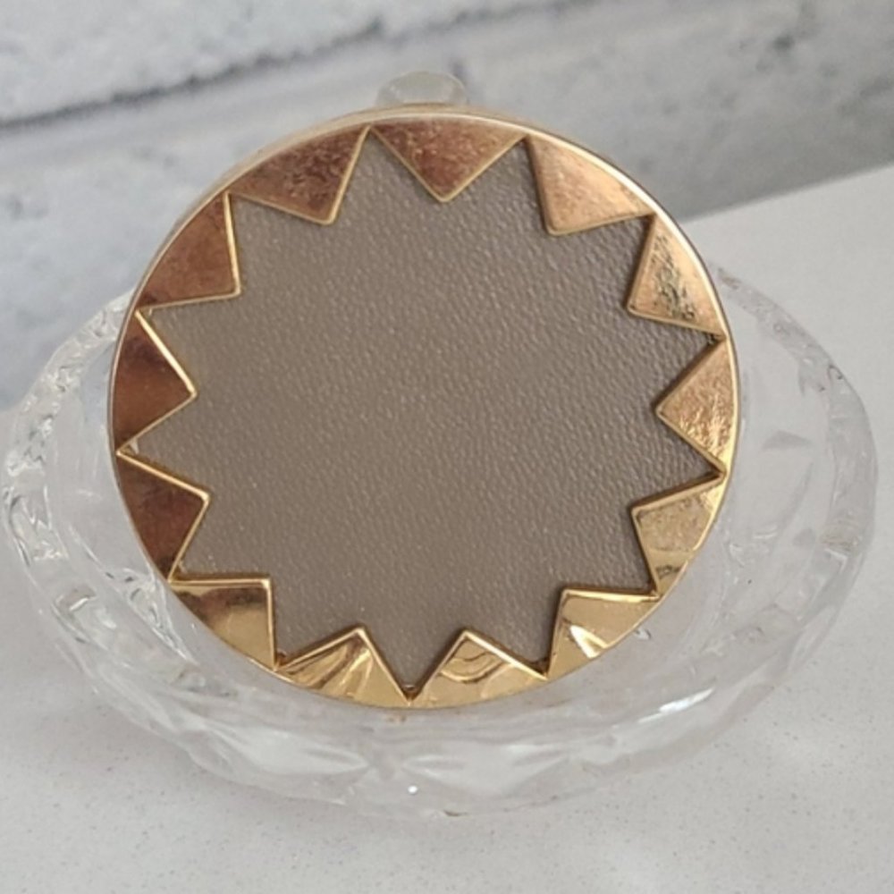 House of Harlow Large Sunburst Ring